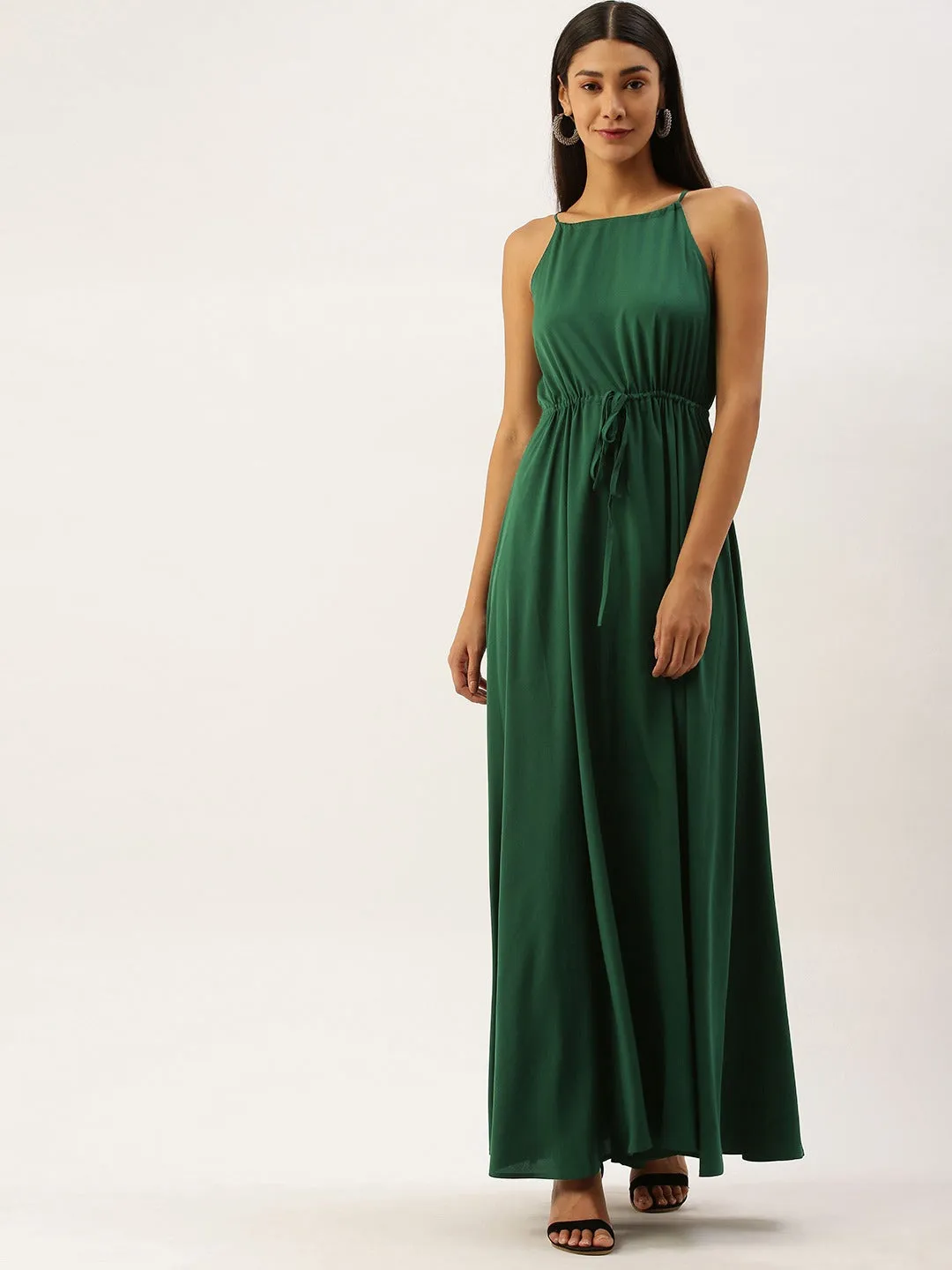 Berrylush Women Solid Green Halter Neck Maxi Dress