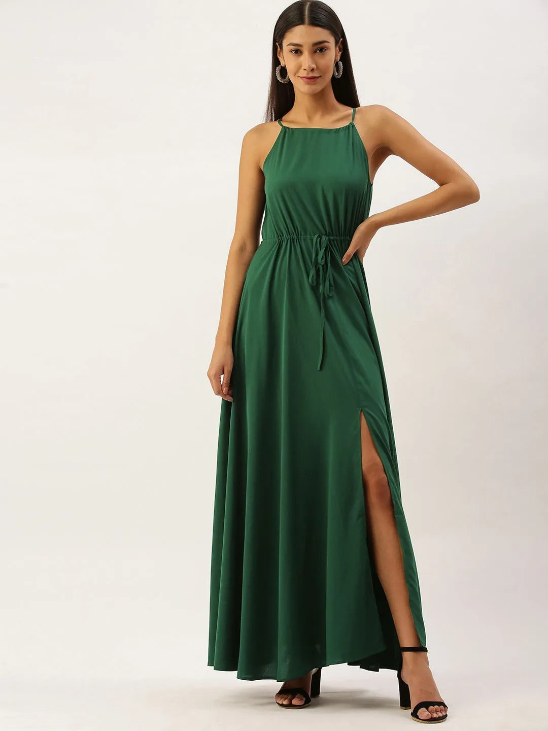 Berrylush Women Solid Green Halter Neck Maxi Dress