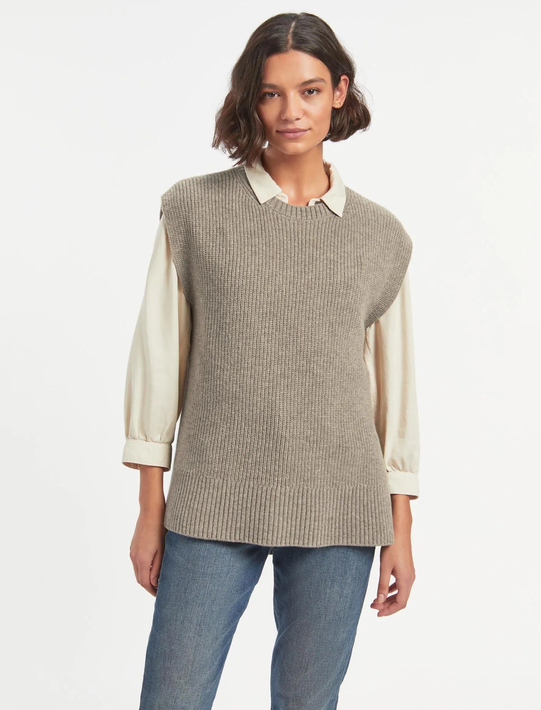 Janice Wool Round Neck Sleeveless Jumper - Taupe