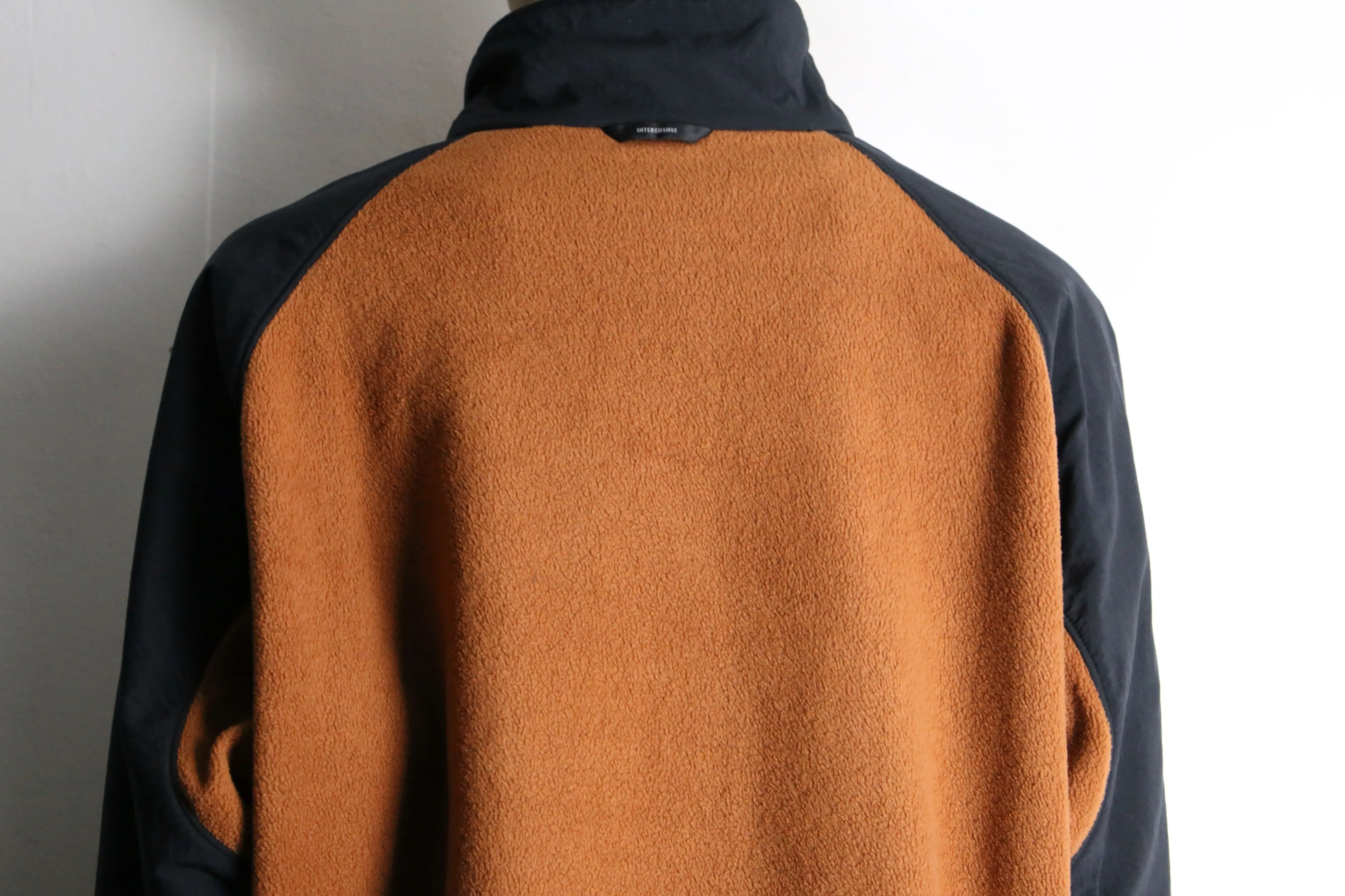 "Columbia" brown × black zip up fleece jacket